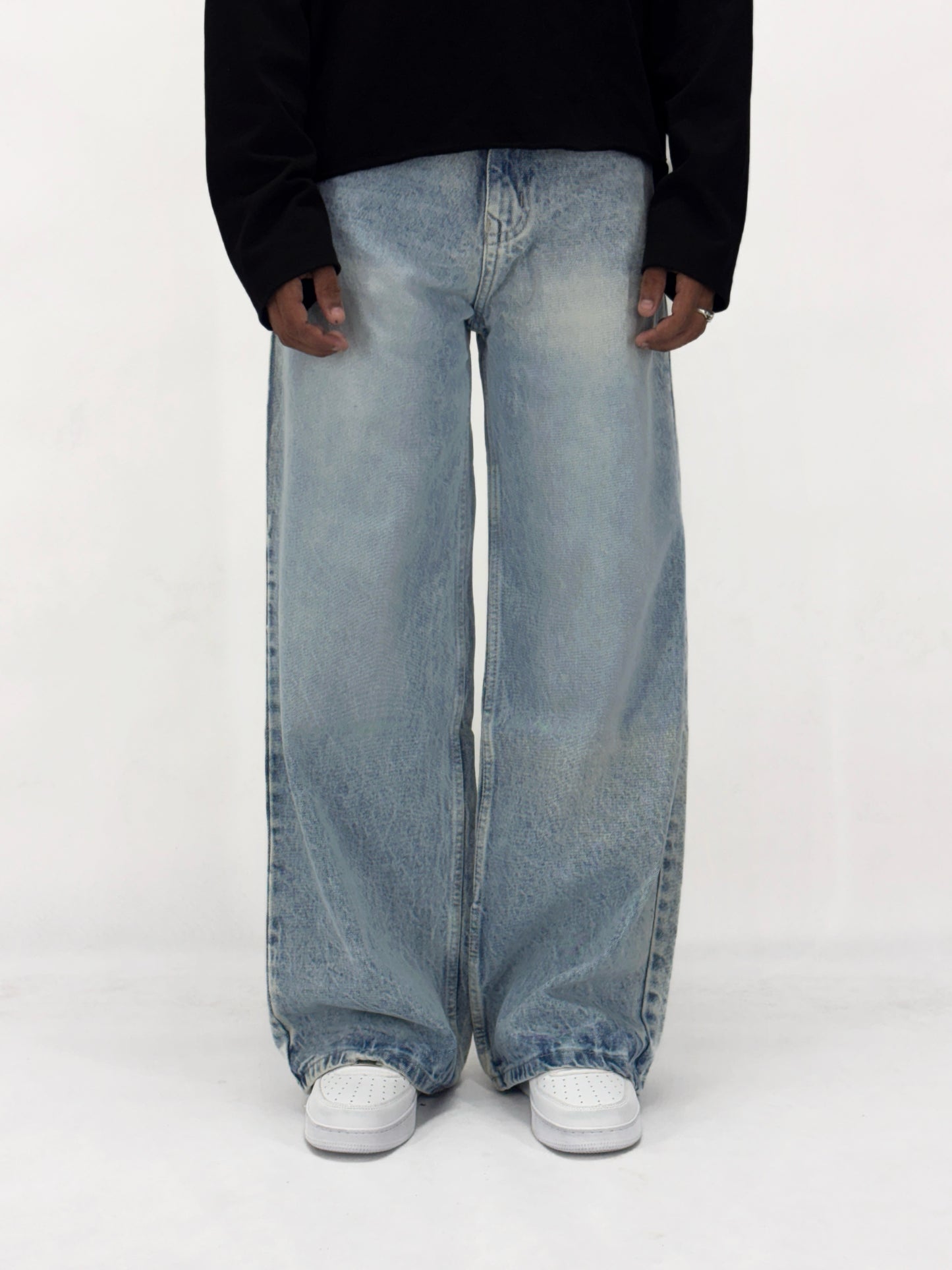 ICE BLUE DENIM