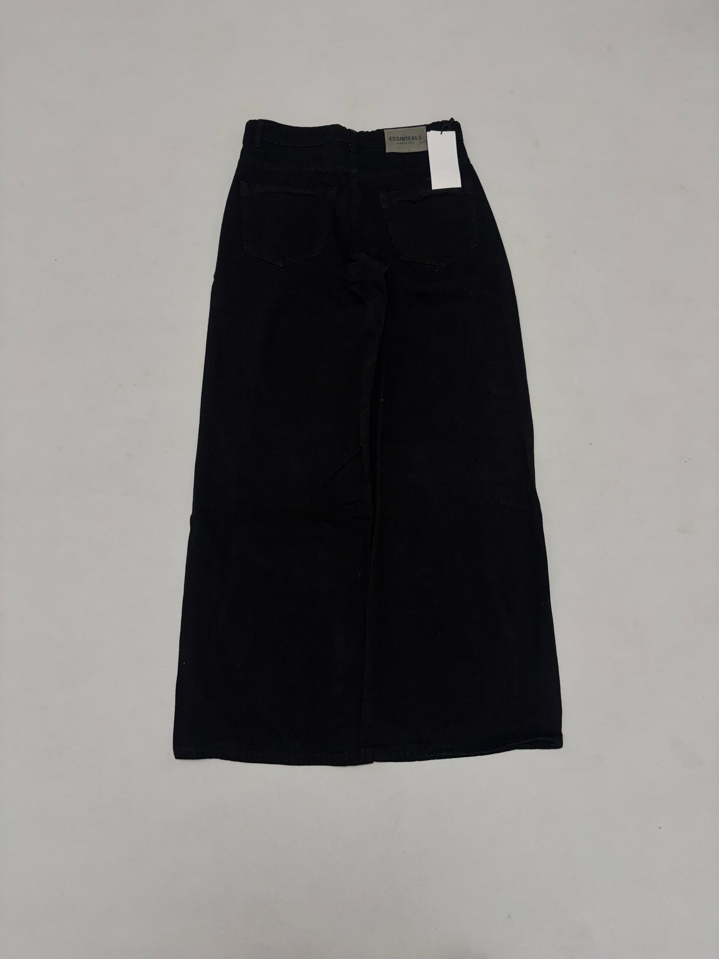 BLACK WIDE