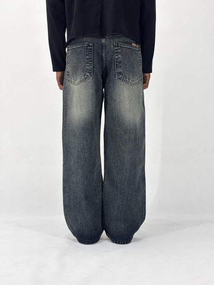SEMI PATCH BAGGY